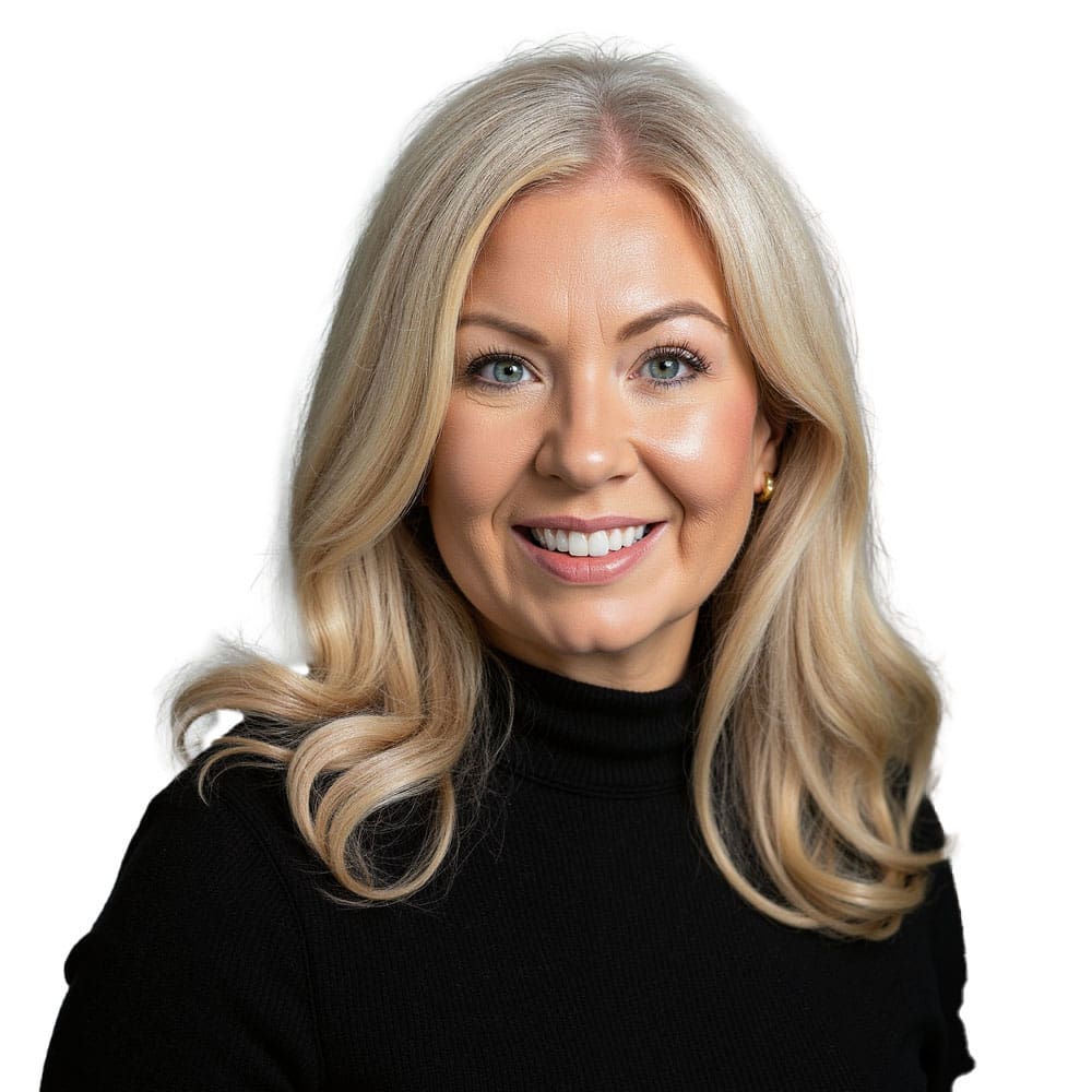 Holly Mazelli headshot