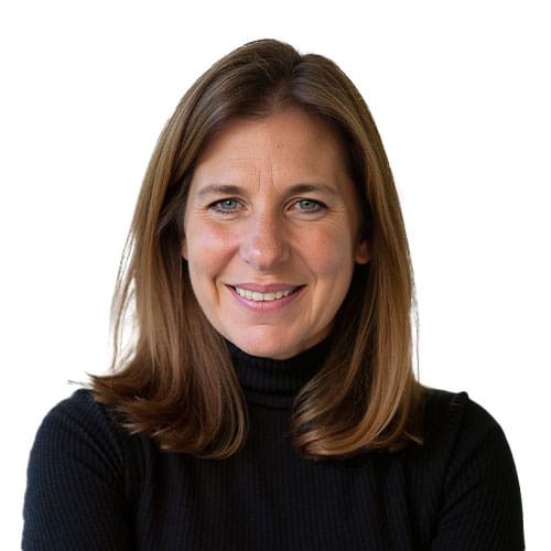 Kari Beserra headshot